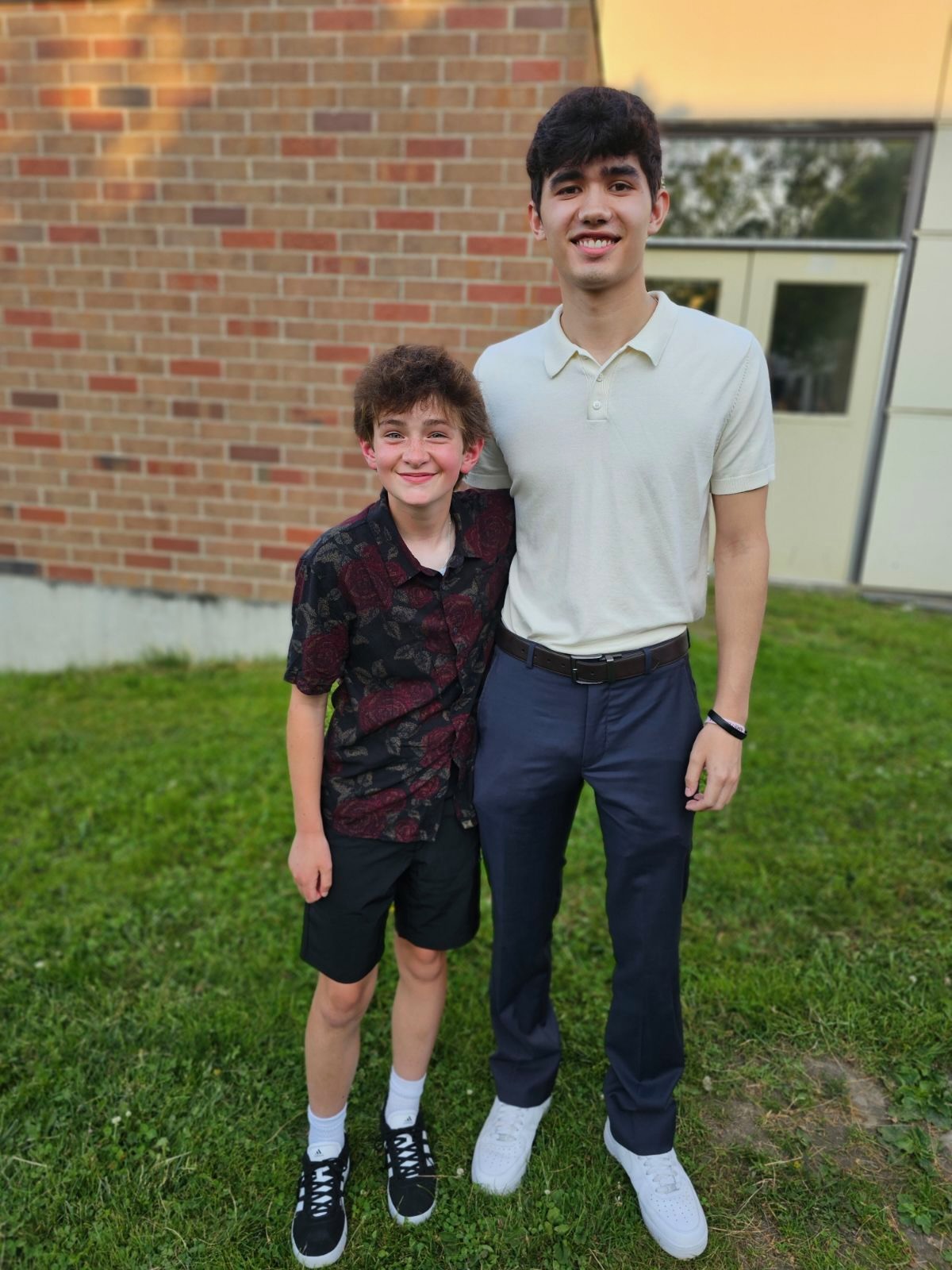 Elliot Dy standing outside